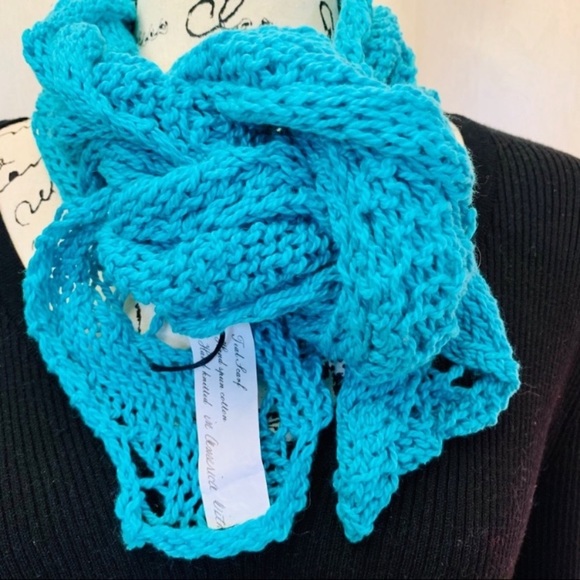 Hand Spun Hand Knitted Turquoise Scarf - Picture 3 of 5